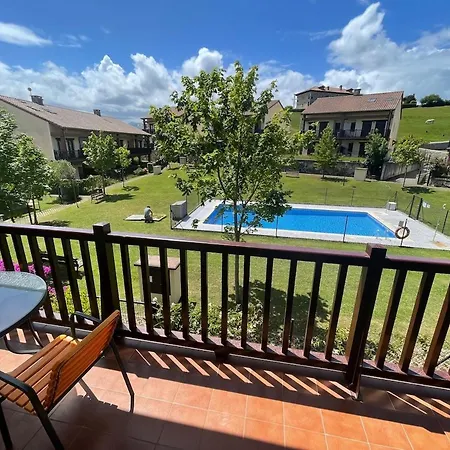 Apartmán Vacacional De 2 Con Piscina *