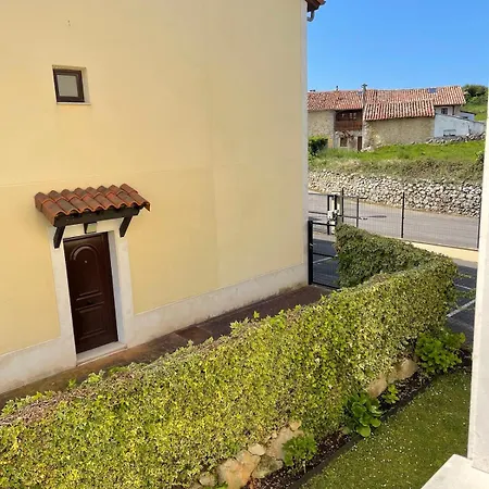 Apartmán Vacacional De 2 Con Piscina